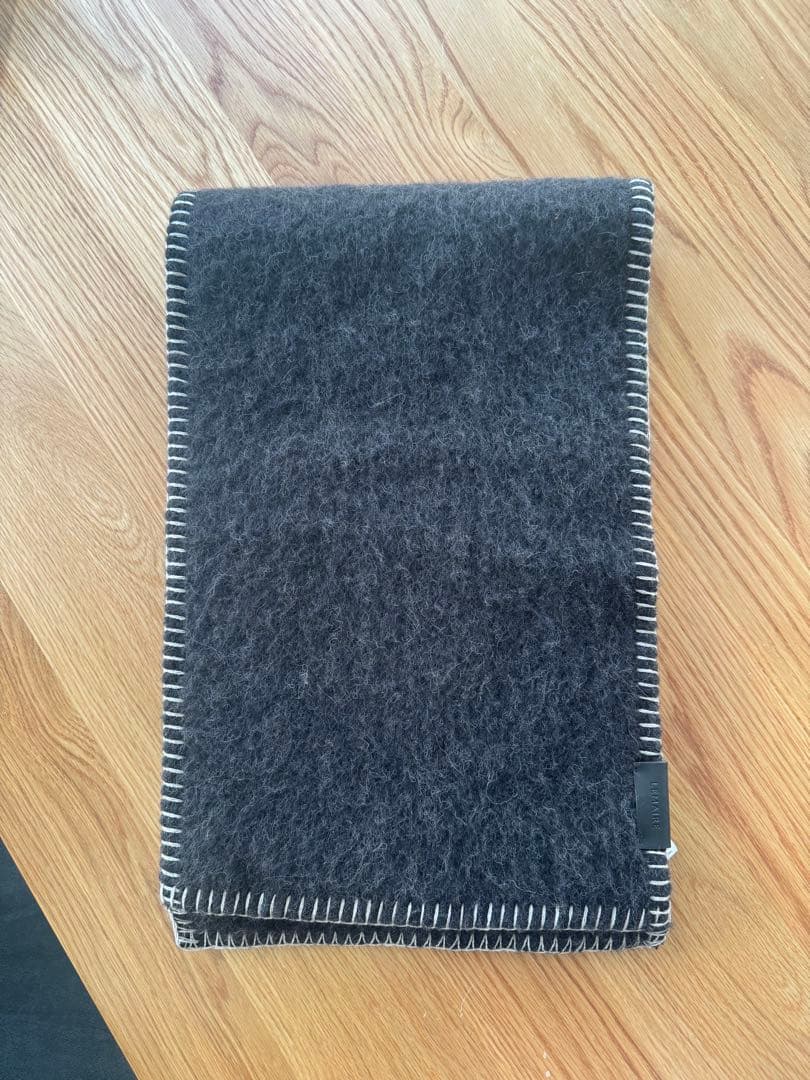 小物 lemaire cocote scarf Seal brown