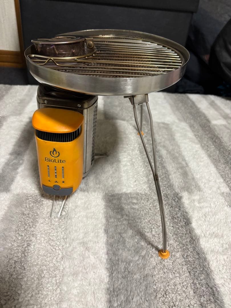 BioLite バイオライト　キャンプストーブ　焚き火　アウトドア