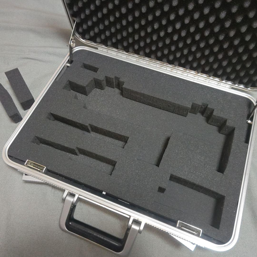 ポ*ム様 東京マルイ　電動ガン　MP7A1　タンカラーモデル　ゼロハリケース付き