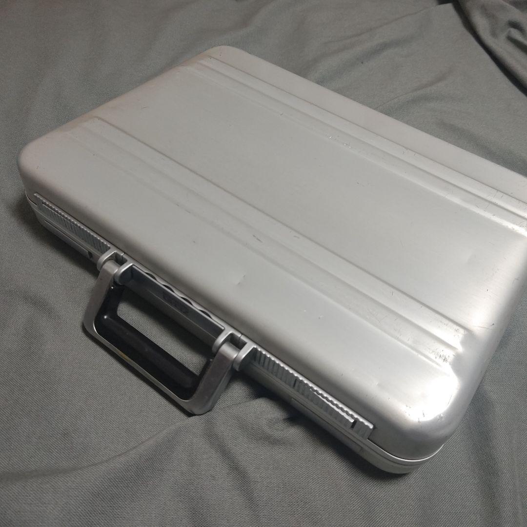 ポ*ム様 東京マルイ　電動ガン　MP7A1　タンカラーモデル　ゼロハリケース付き