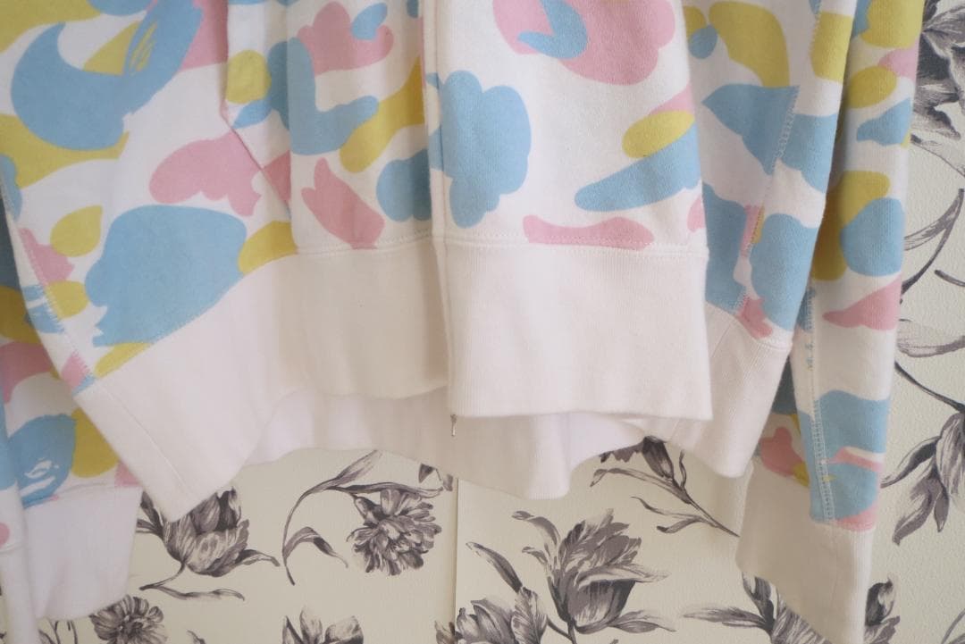 A Bathing Ape パーカー Mサイズ　シャーク