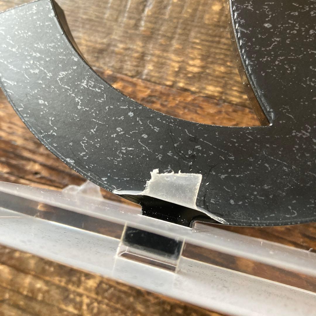 CHANEL ロゴスタンド 黒 オブジェ