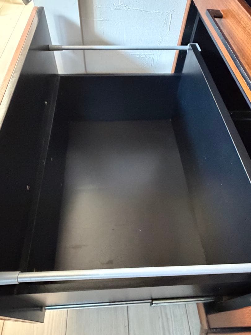 シギヤマ家具工業　ウォールナット突板　食器棚　レンジボード　炊飯器スペースあり