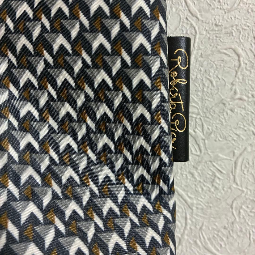 新品・未使用　ロベルタピエリ　新品　トートバッグ　レディース　バック　人気