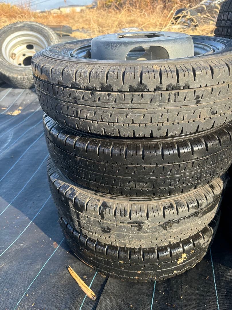 ボンゴ　バネット　純正12インチ　兵庫県発着払い9999円