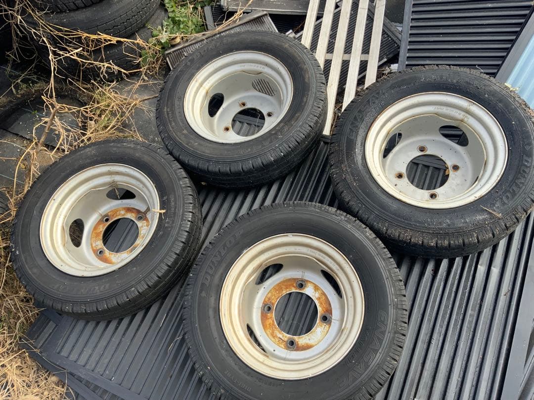 ボンゴ　バネット　純正12インチ　兵庫県発着払い9999円