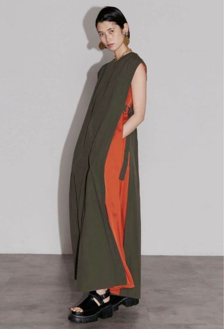 アンスリード un3d　サイドフレアワイドオールインワン❣️