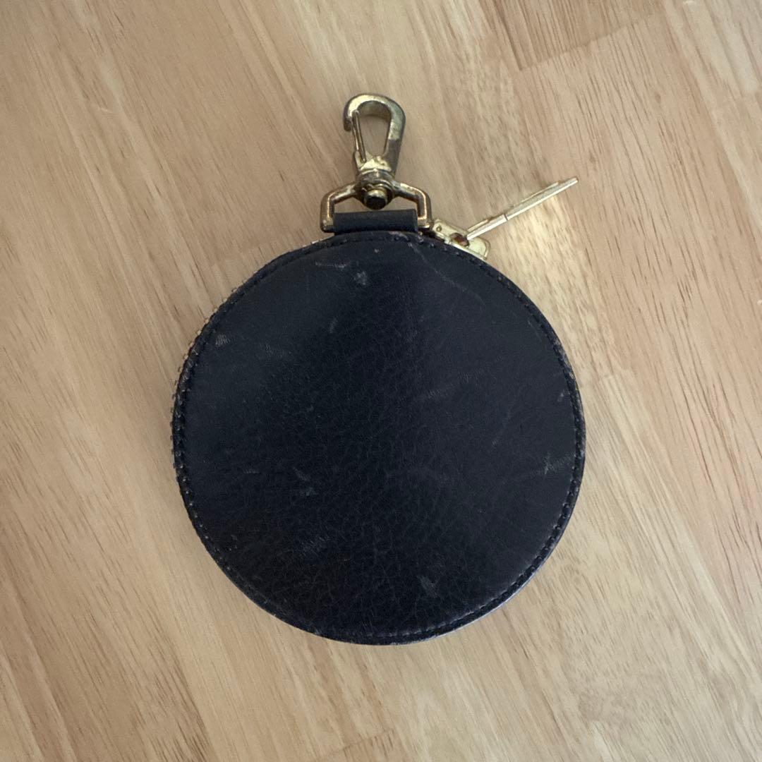 black means ケース サークルポーチ