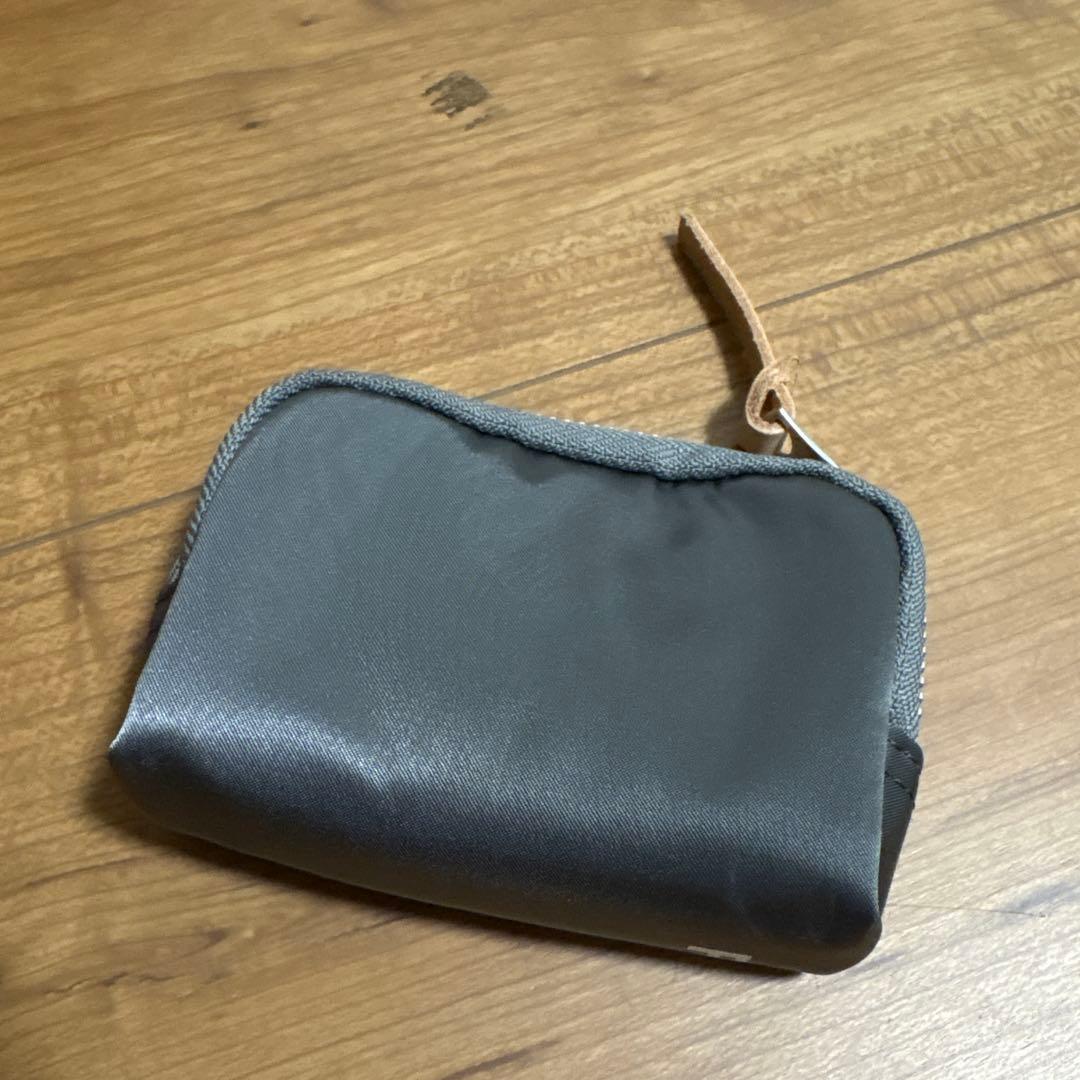 PORTER AS NORMAL STUDIOS ケース