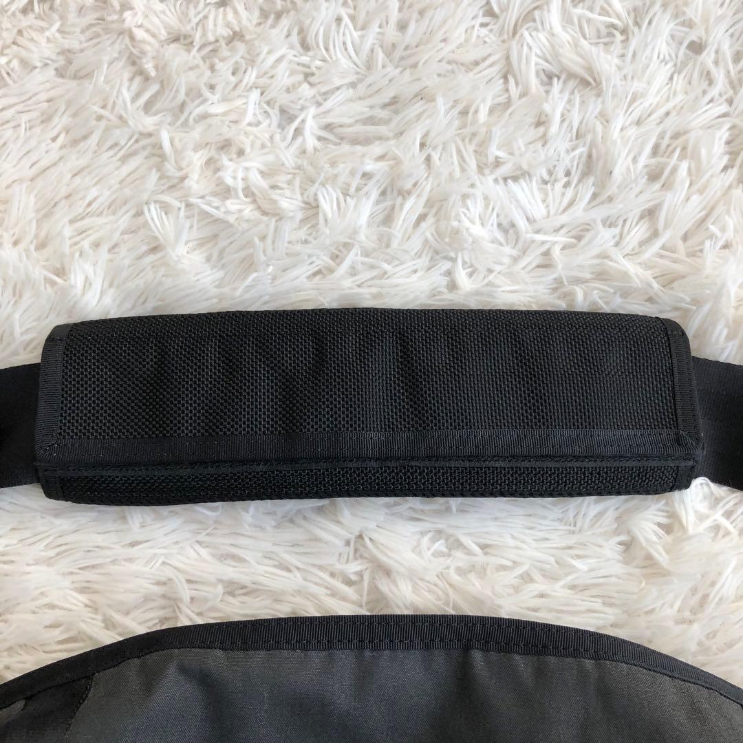 吉田カバンPORTERポーター　メッセンジャーバッグ　グレーワイヤー素材