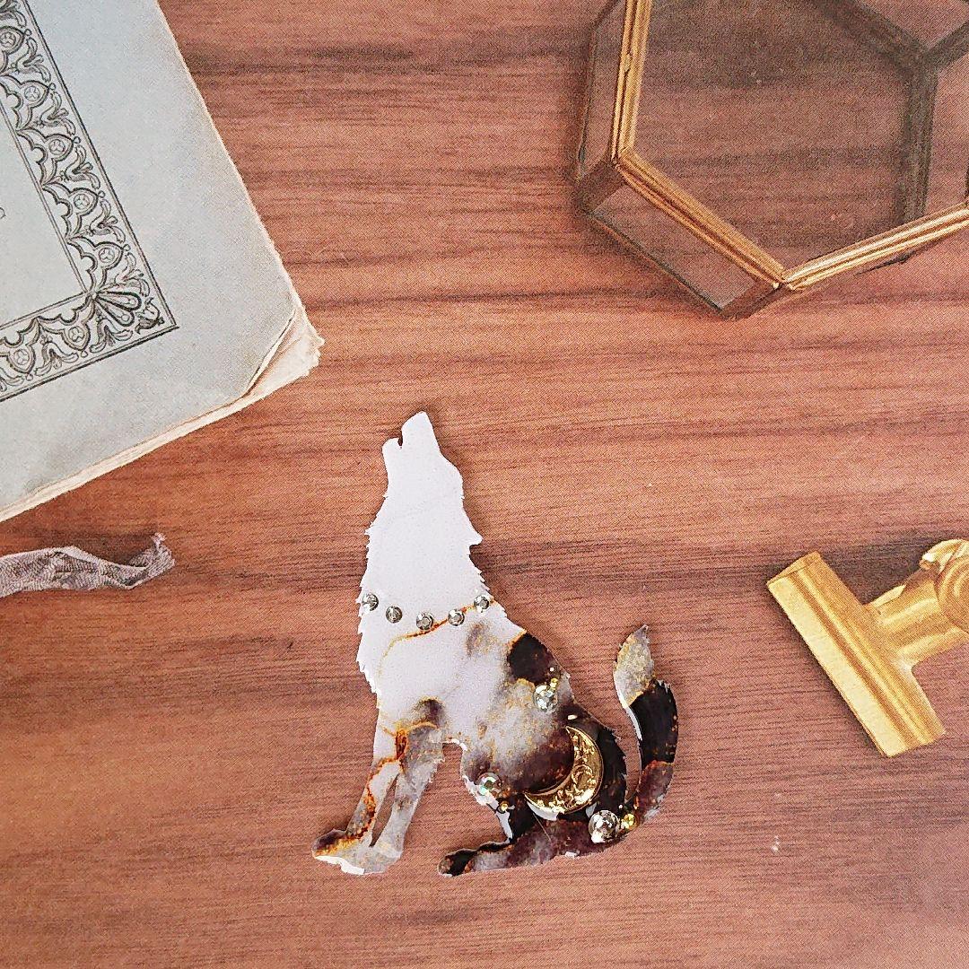 A143 オオカミ 選べるパーツ キーホルダー/ブローチ/バッグチャーム 他