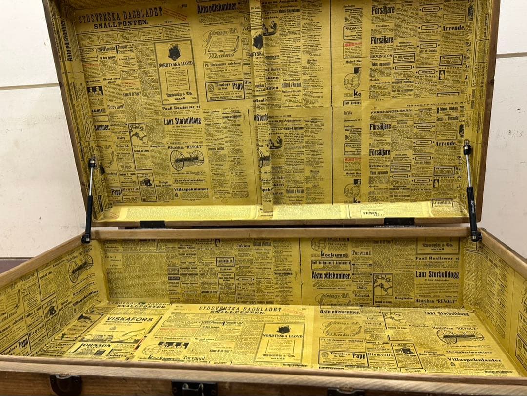 【ヴィンテージ】アンティーク　トランク　テーブル