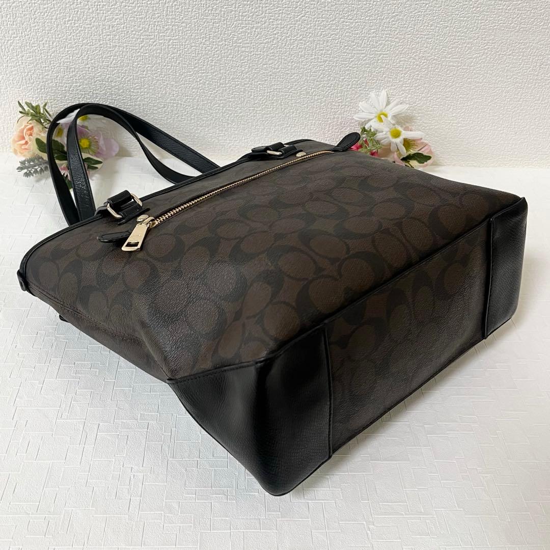 美品★COACH コーチ トートバッグ 肩掛け シグネチャー ブラウン チャーム