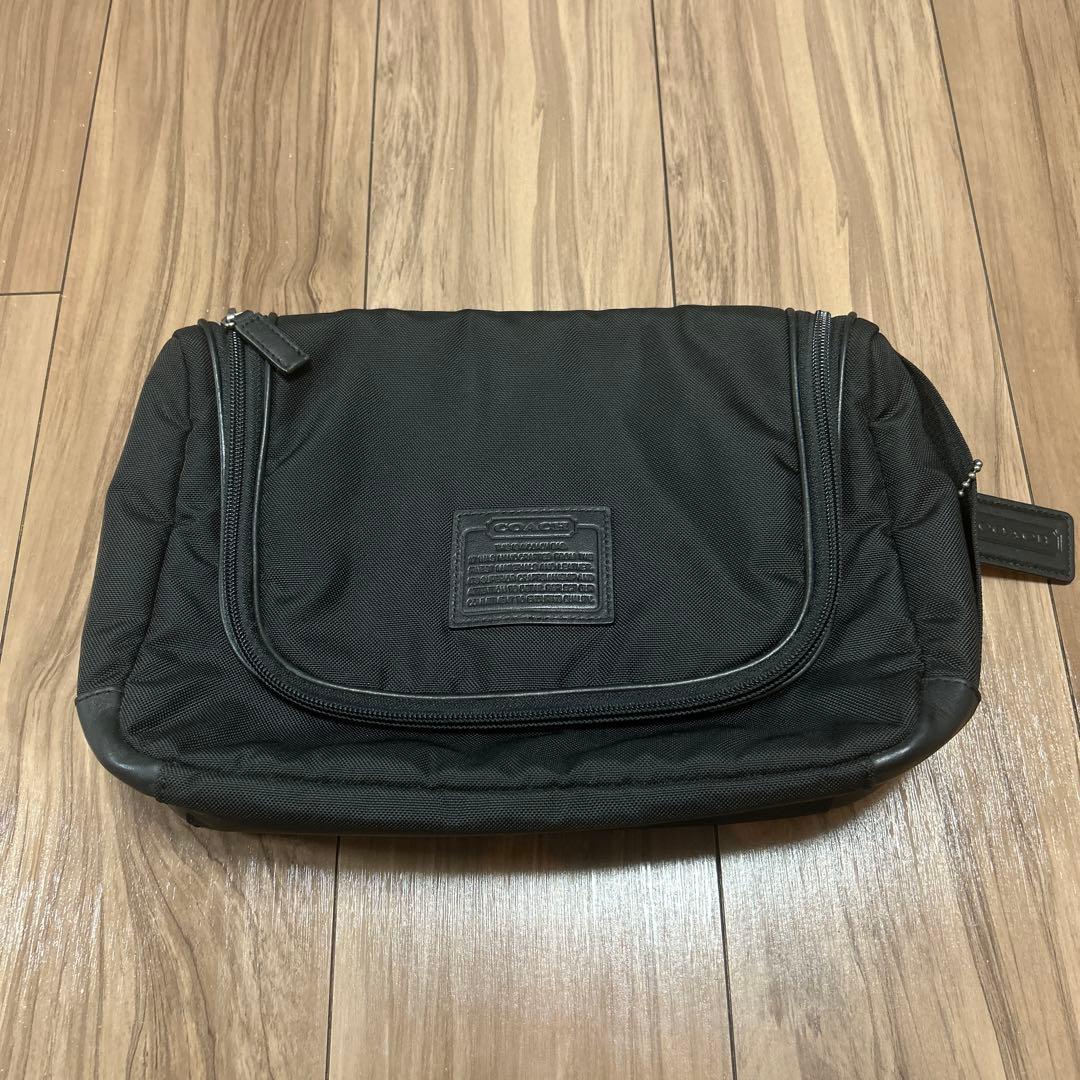 coach コーチ　ポーチ　トラベルポーチ　入れ物　収納