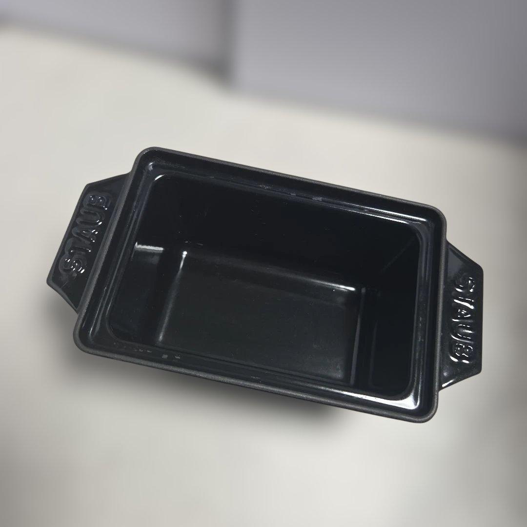 STAUB ハーフテリーヌ　ブラック （箱あり）