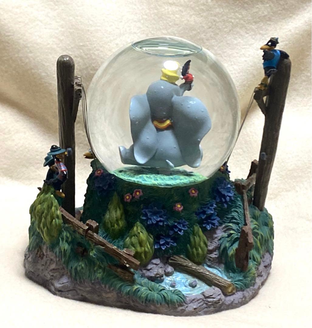 ディズニー　ダンボ　カラス　スノーグローブ　スノードーム　置物