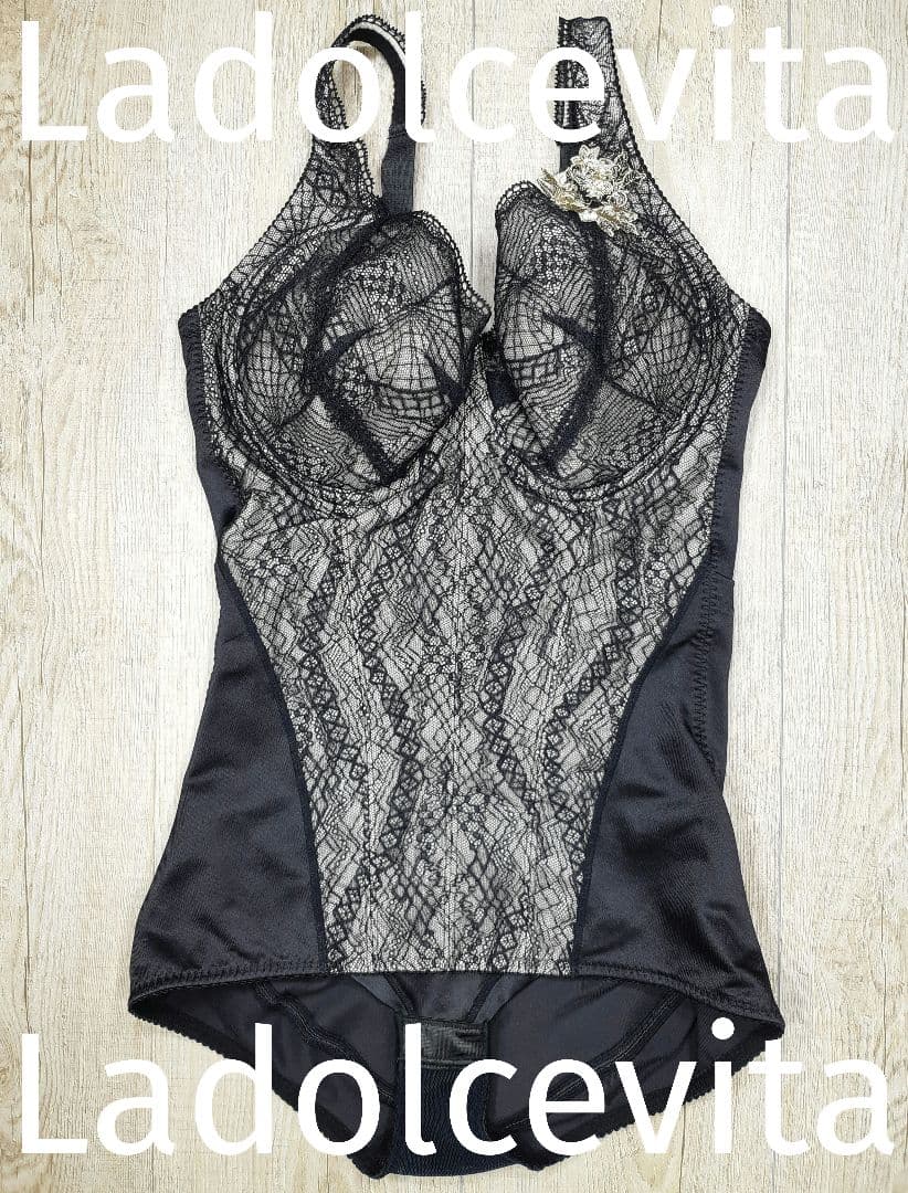 美品 マルコ　サラヴィール ボディスーツ F75L/レヴリブラック/184