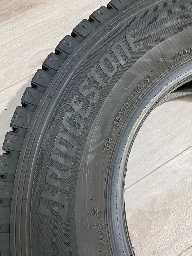 195/80R15 BRIDGESTONE BLIZZAK VL10 23年