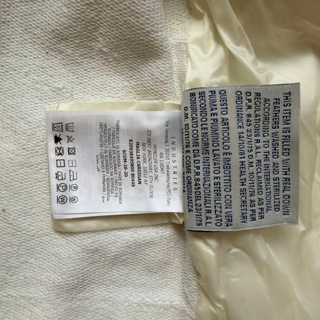 モンクレール　ホワイト ダウンジャケット