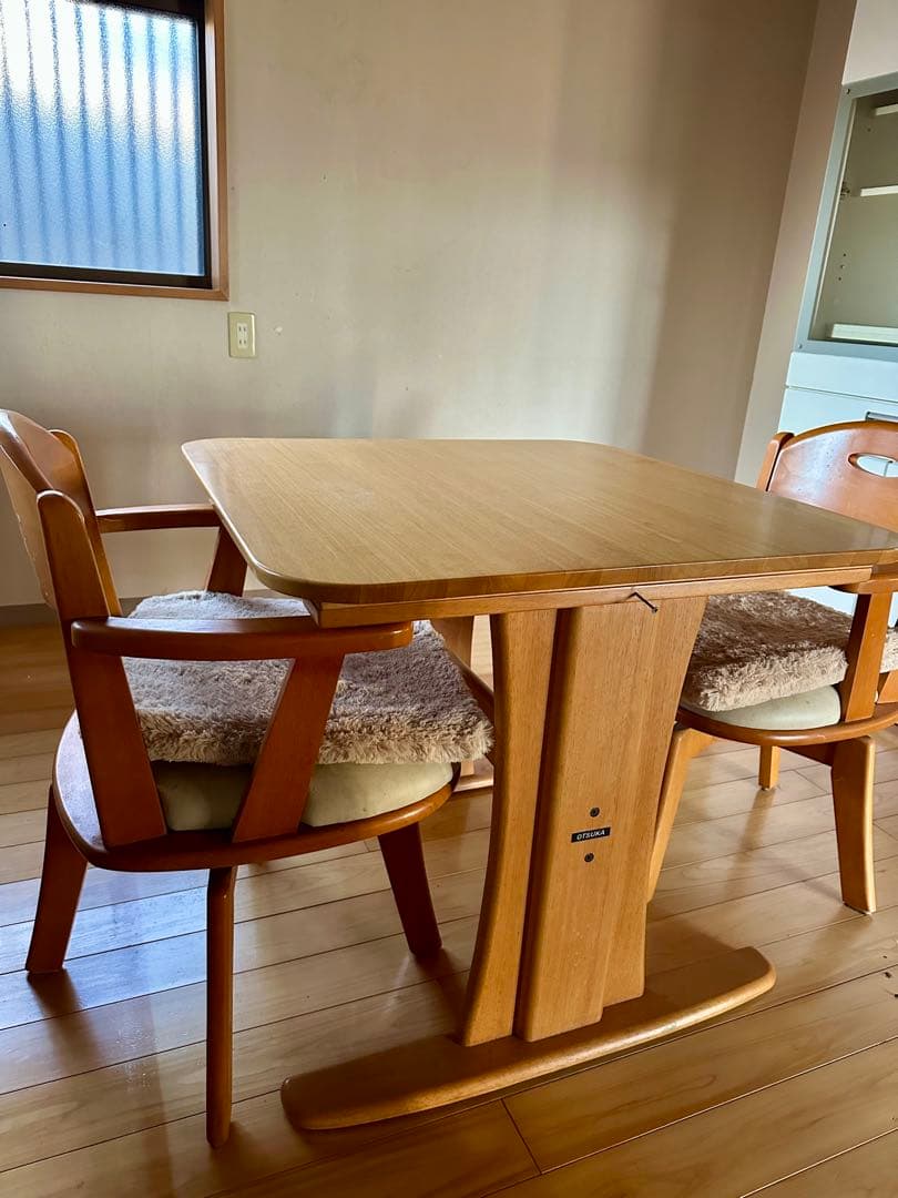 【直接引取】大塚家具 OTSUKA ダイニングテーブルと椅子2脚