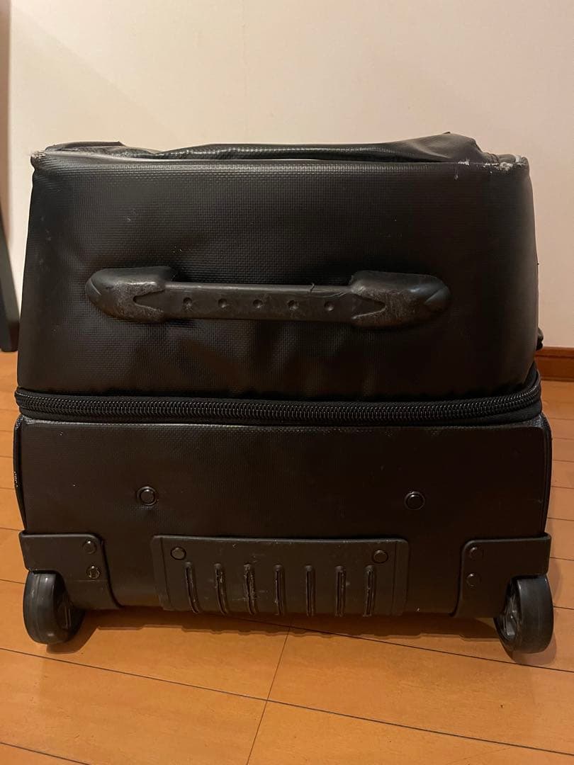 デサント スキー用キャリーバッグ（ブラック）ホイール付き【ほぼ新品・2回使用】