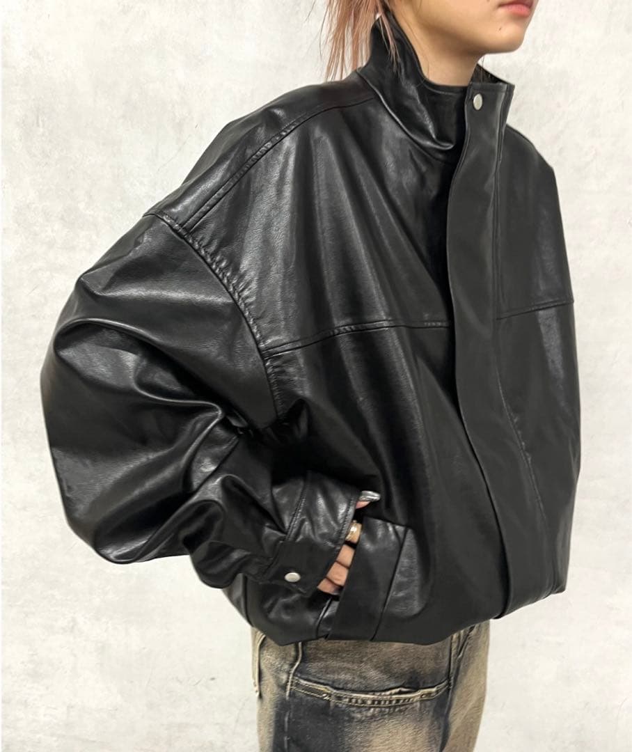 お値下げ中！who's who gallery フェイクレザーブルゾン