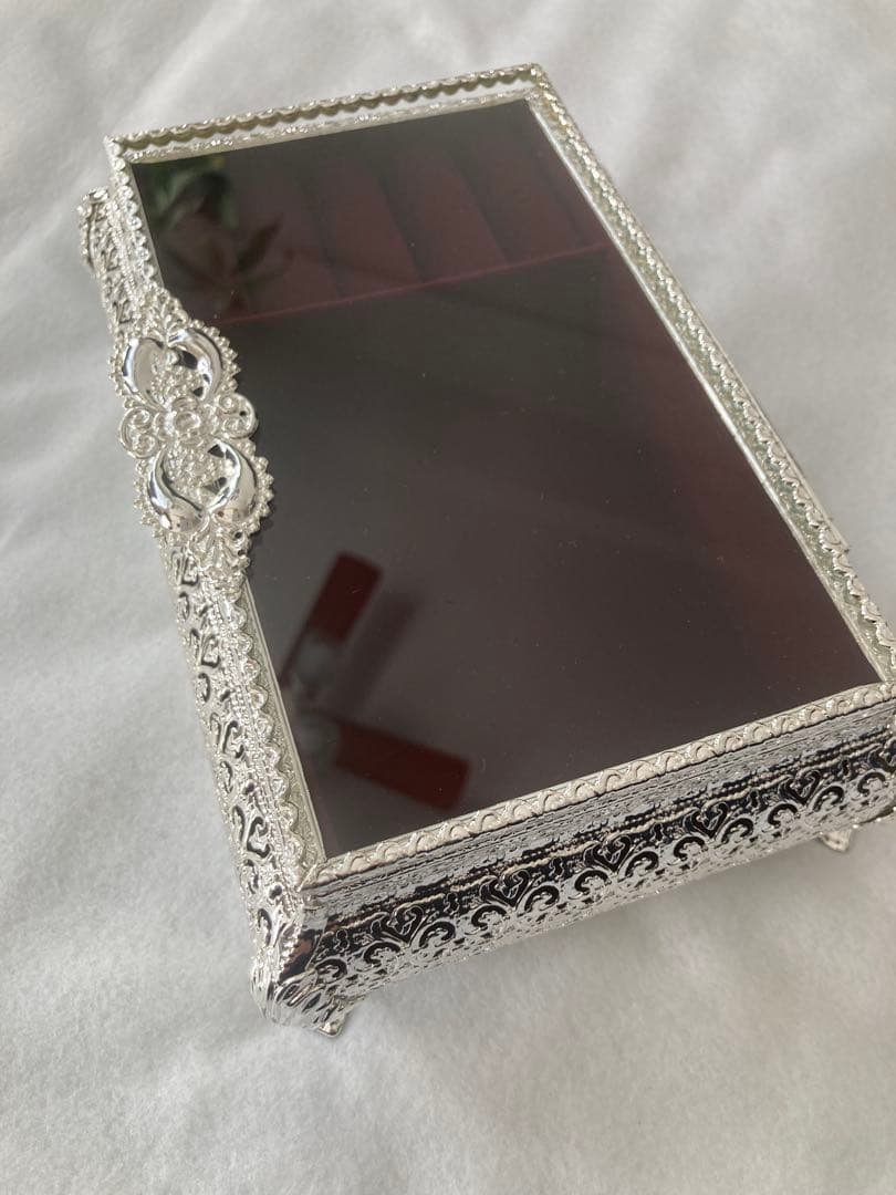 アンティーク調ジュエリーボックス