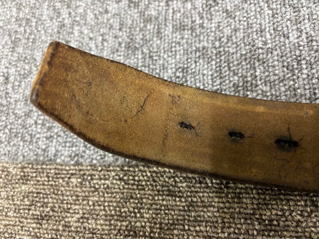 HTC スタッズ付きレザー ベルト 黒 vintageレザー