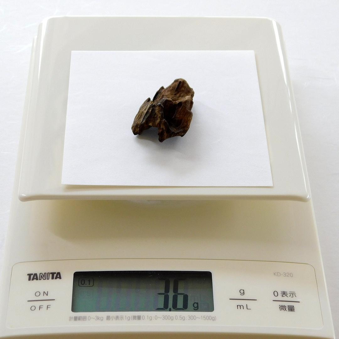 ◆ 「古渡暹羅 泥沈香」　約3.6g　ベトナム産　シャム沈香　　　◇ 香木　伽羅