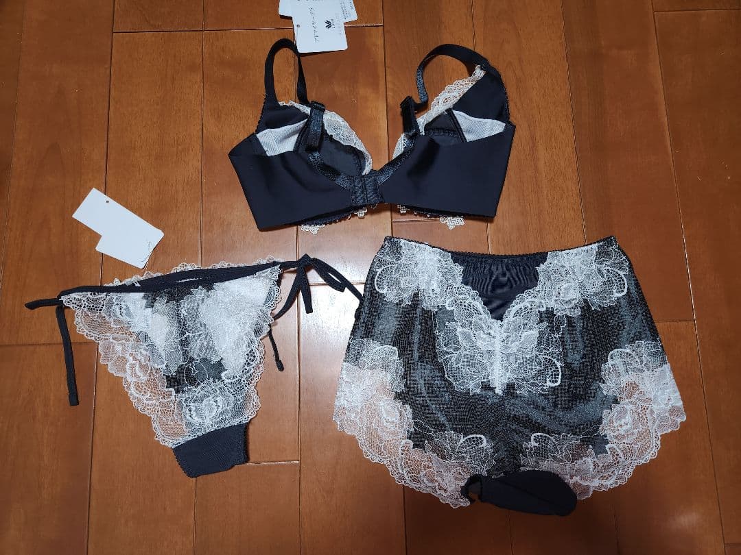 暢*亨様 ワコール　パルファージュ　C65セット　新品