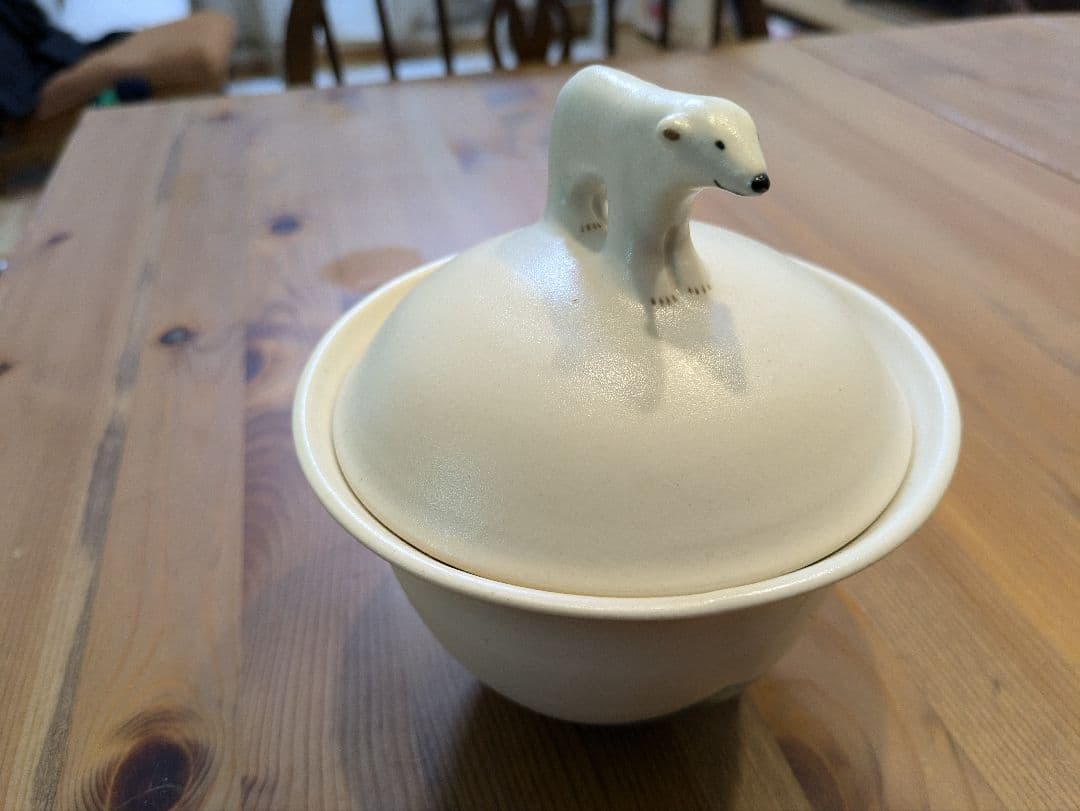 小堤晶子　ホッキョクグマ付き陶器ボウル