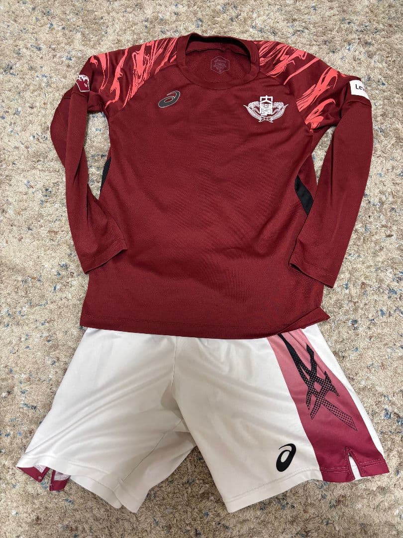 早稲田大学ア式蹴球部　ウエア