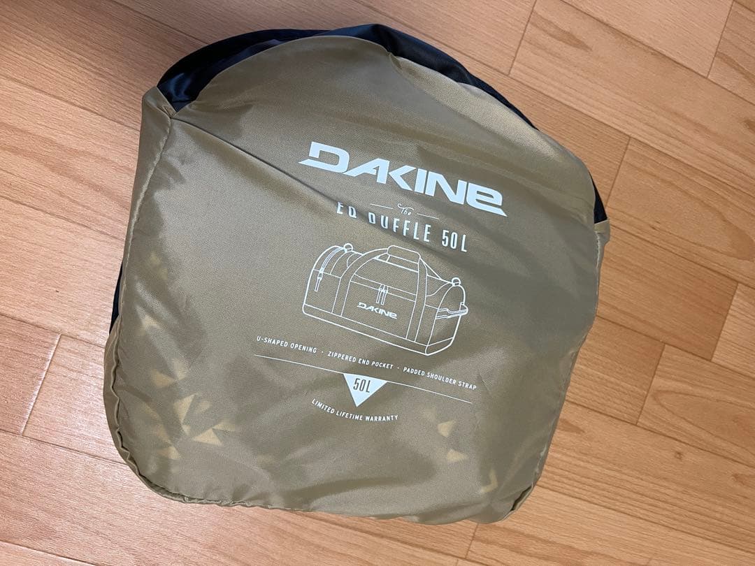 DAKINEダカイントラベルキャリー100 L バッグポーチ他一式 旅行に