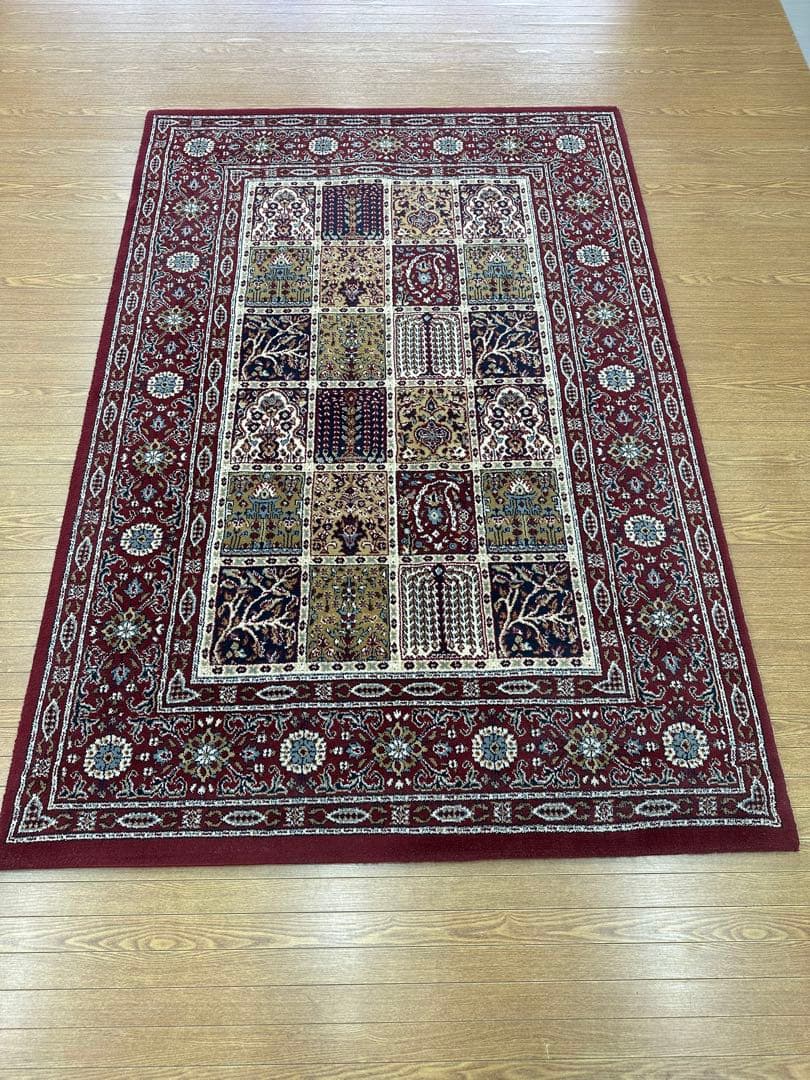 カーペット赤いタイル柄ラグ / エジプト製