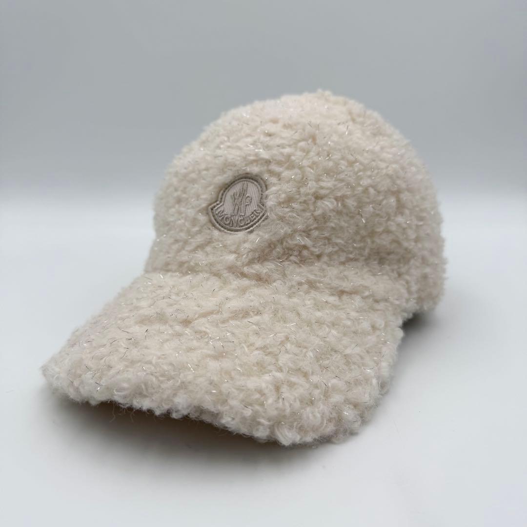 美品✨ MONCLER ベースボールキャップ ボア ホワイト ロゴマーク