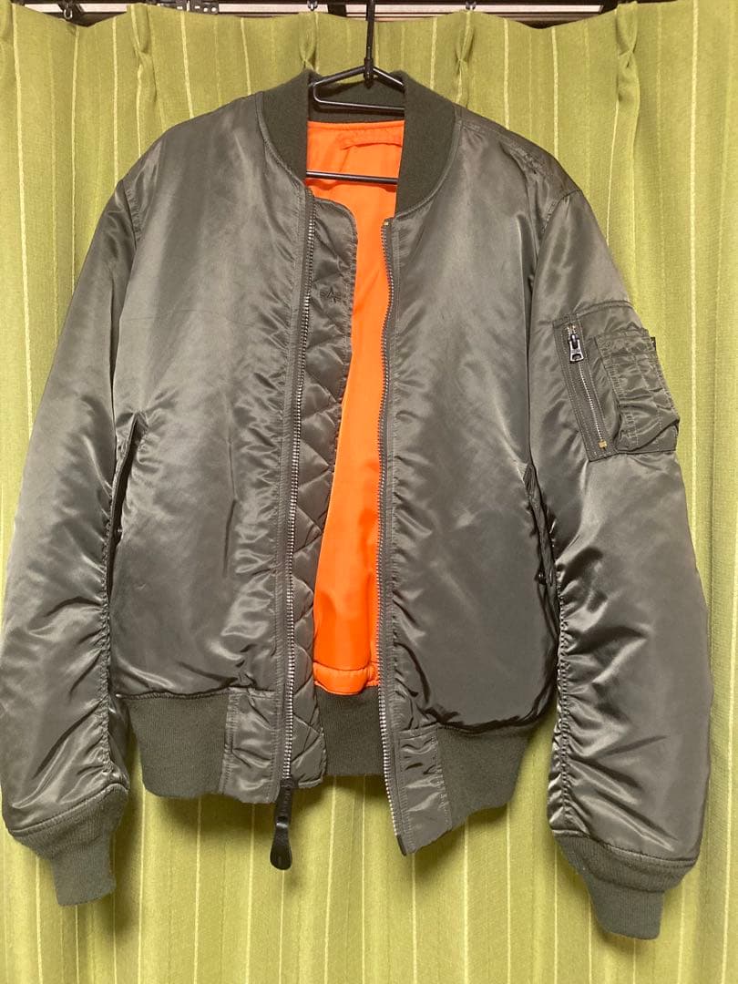 ALPHA INDUSTRIES MA-1 アルファ　MA-1 Mサイズ