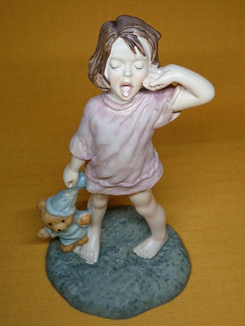 人形　フィギュア　彫像　オブジェ　置物　インテリア　工芸品　美術品　A2953