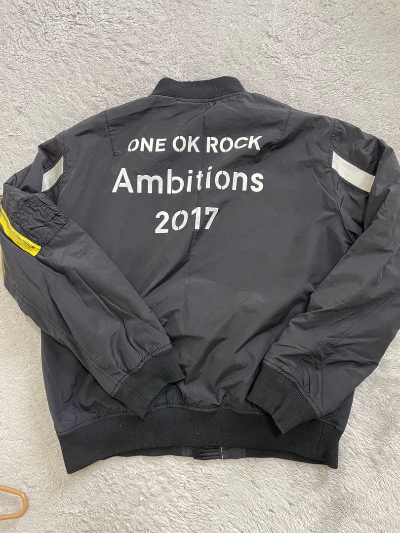 ONE OK ROCK Ambitions 2017 MA-1ジャケット L