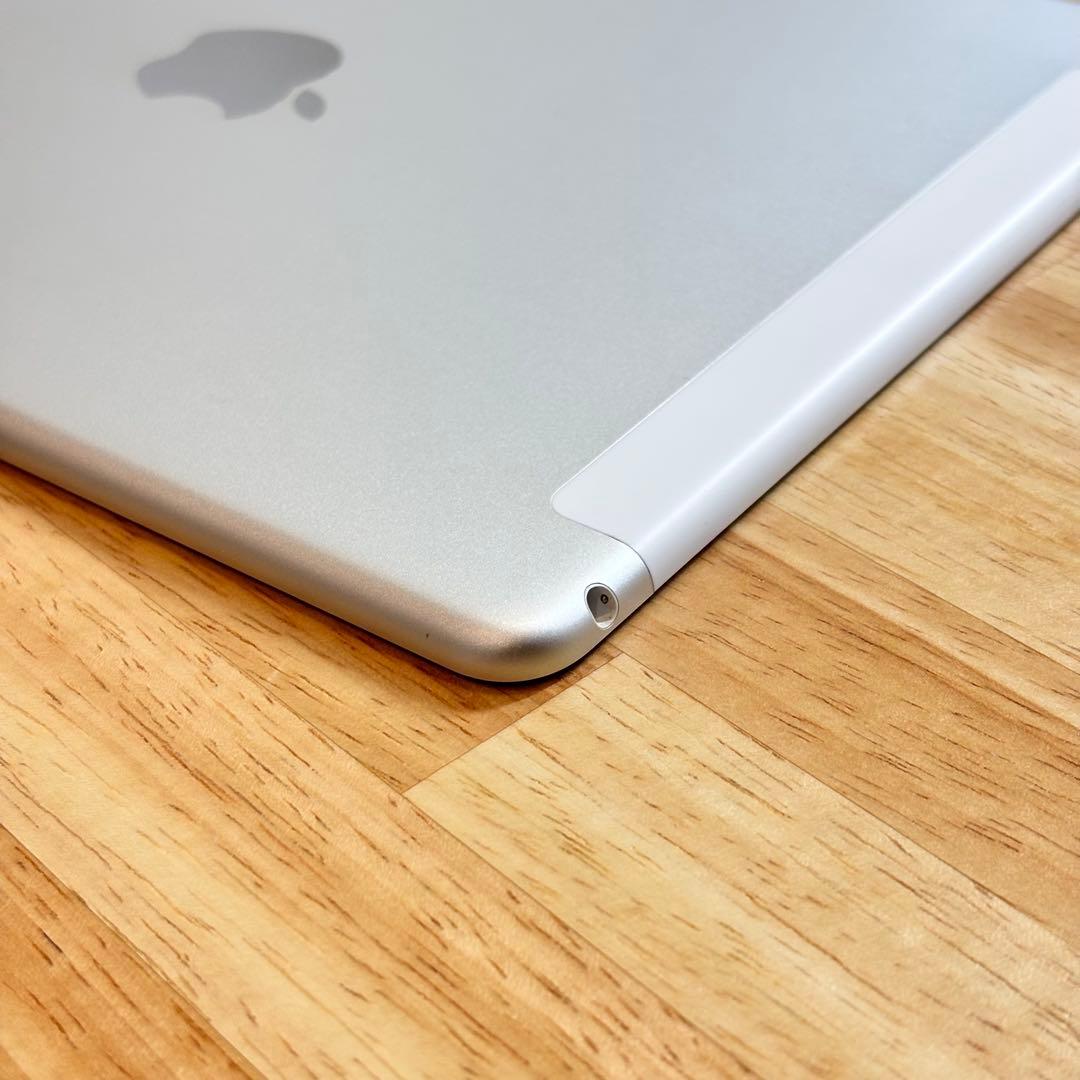 ☆美品☆ Apple iPad Air 2 32GB SIMフリー 本体