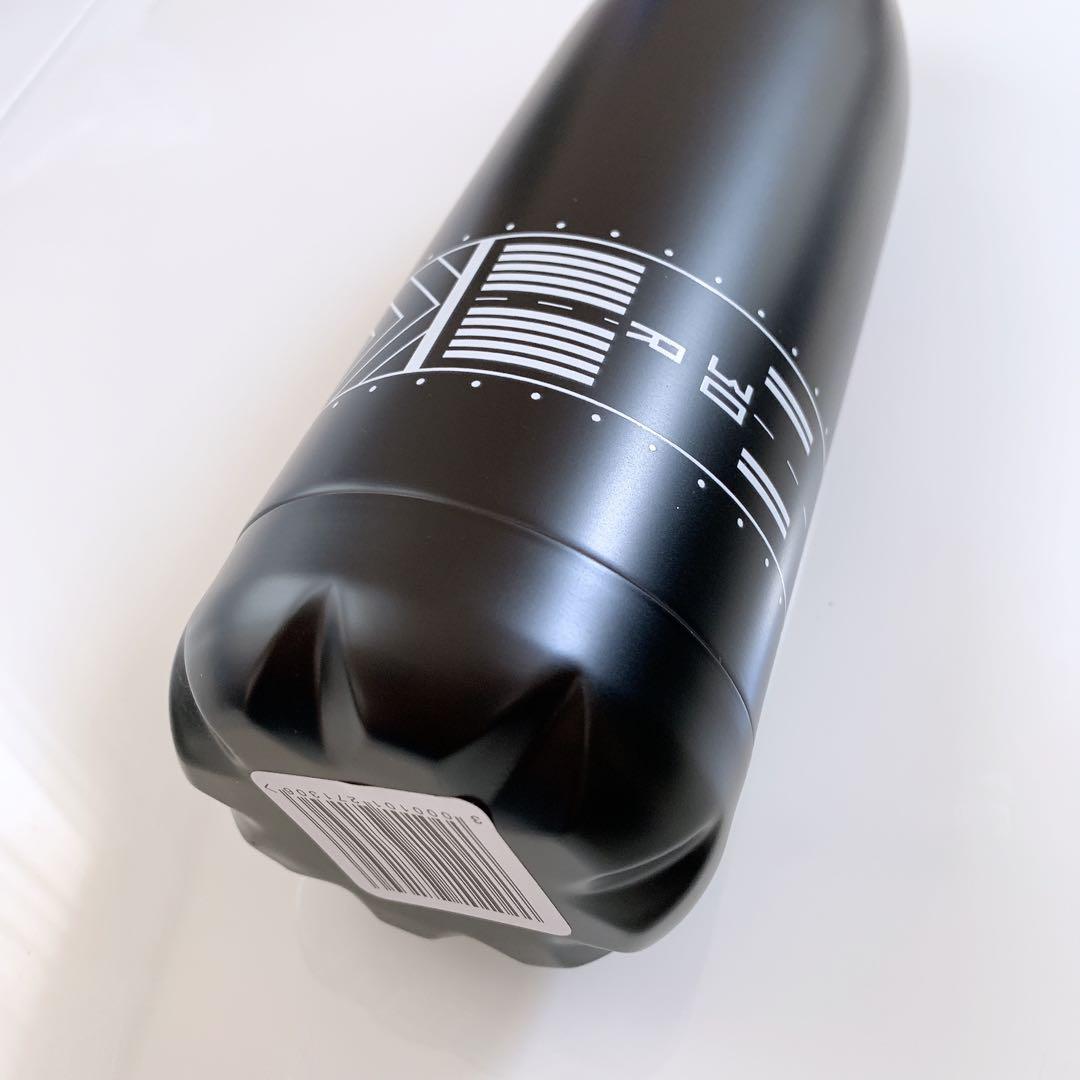 【新品】エミレーツ航空　オリジナルアイテム　滑走路柄のボトル　水筒　飛行機　黒