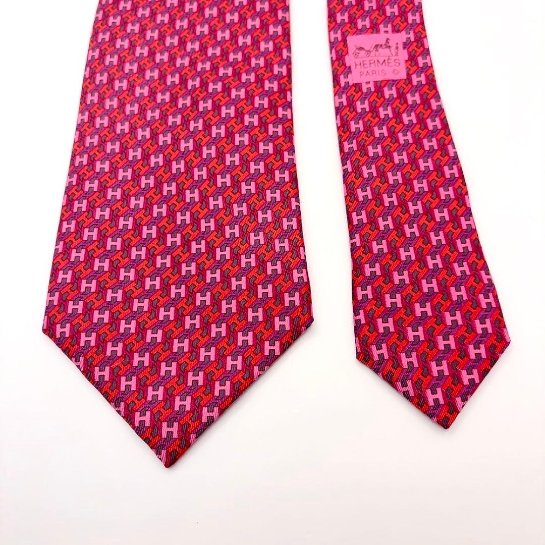 ⭐️SALE⭐エルメス　ネクタイ　赤系　H柄　ファソネH　総柄 シルク100%