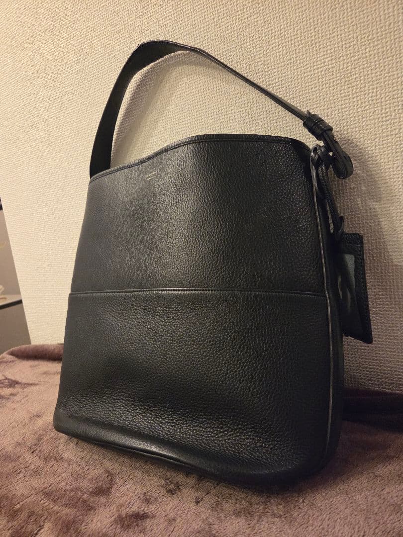 Pelle Morbida レザー バッグ