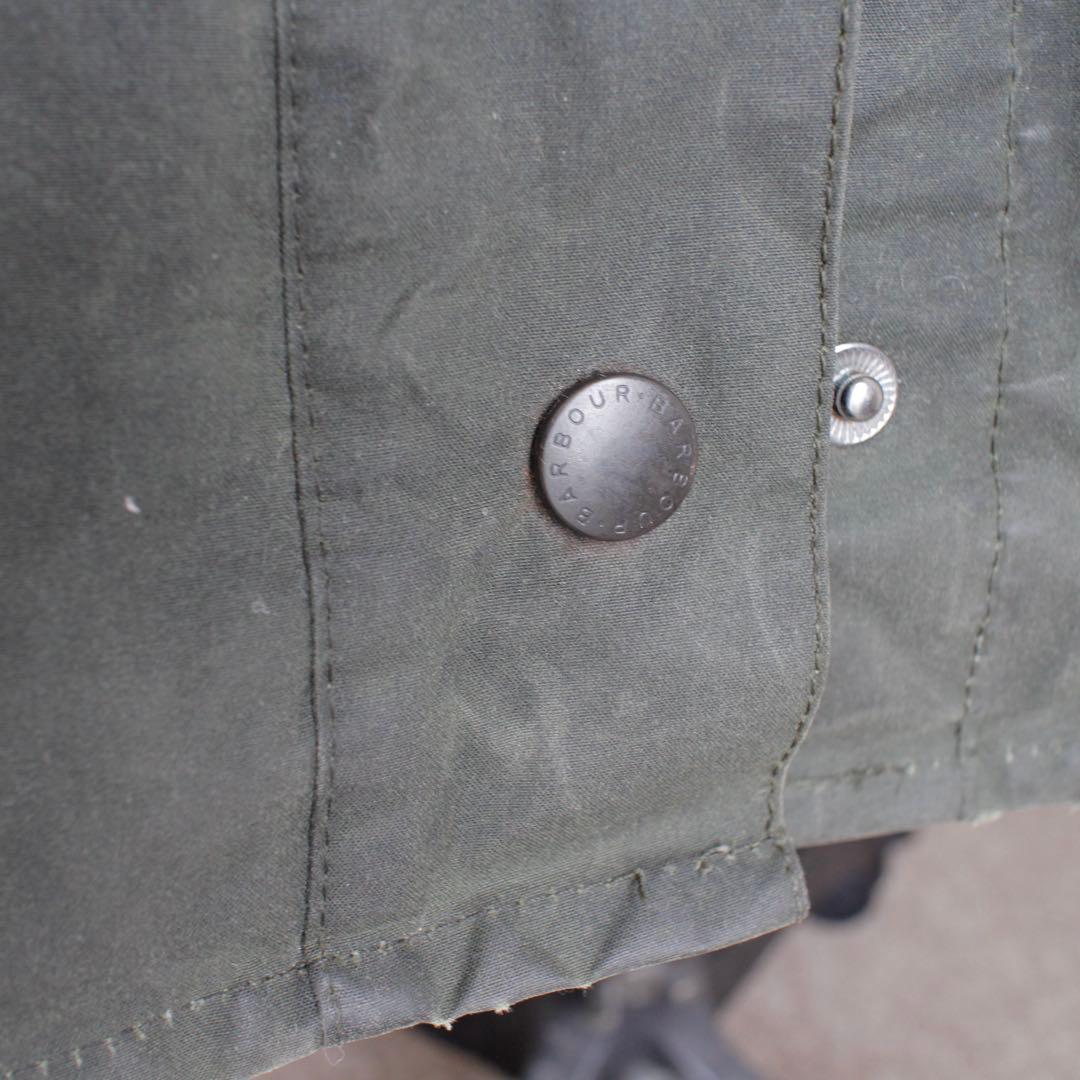 バブアー×スピックスパンのロングコート