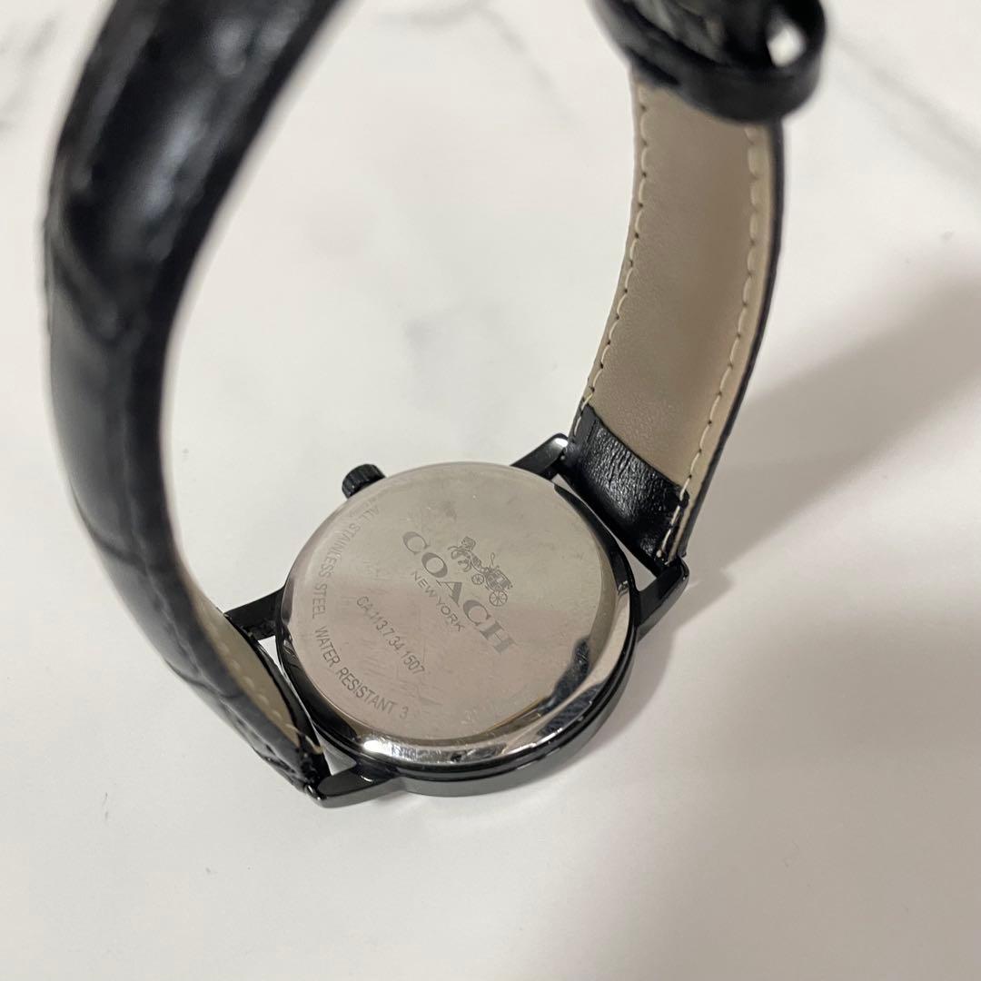 稼動品　COACH コーチ　ホースキャリッジ文字盤　ゴールド　黒　ボーイズ腕時計
