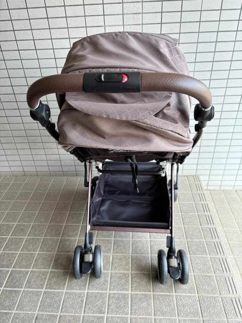 アップリカ A型ベビーカー オプティアクッショングレイス