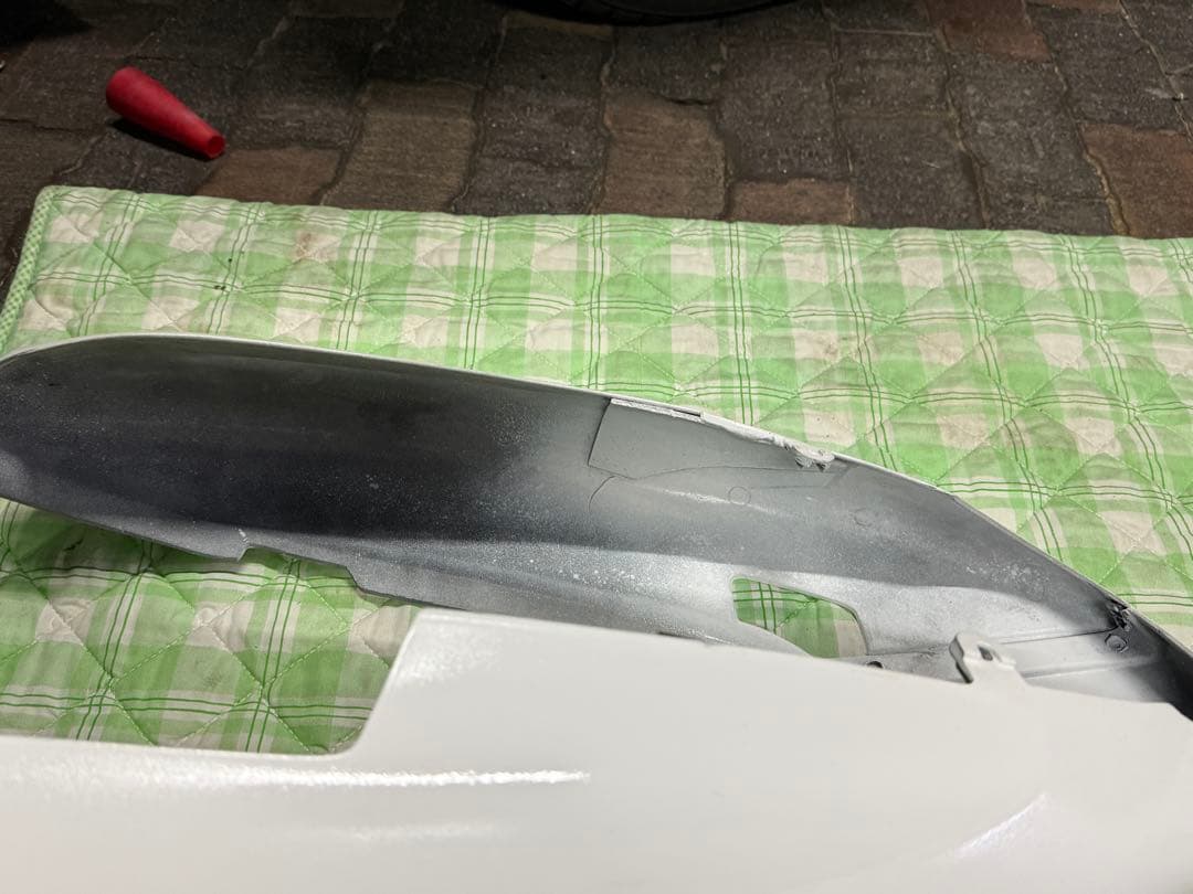 カズ様購入品 ホーネット 250 タンク、フロントフェンダー、リアカウルセット