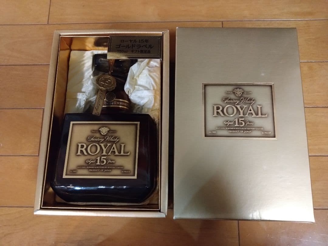 サントリーローヤル15年ゴールドラベル ギフト限定品