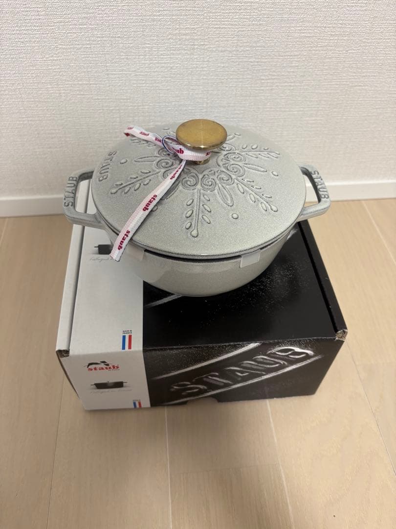 STAUB スノーフレーク両手鍋 16cm カンパーニュ