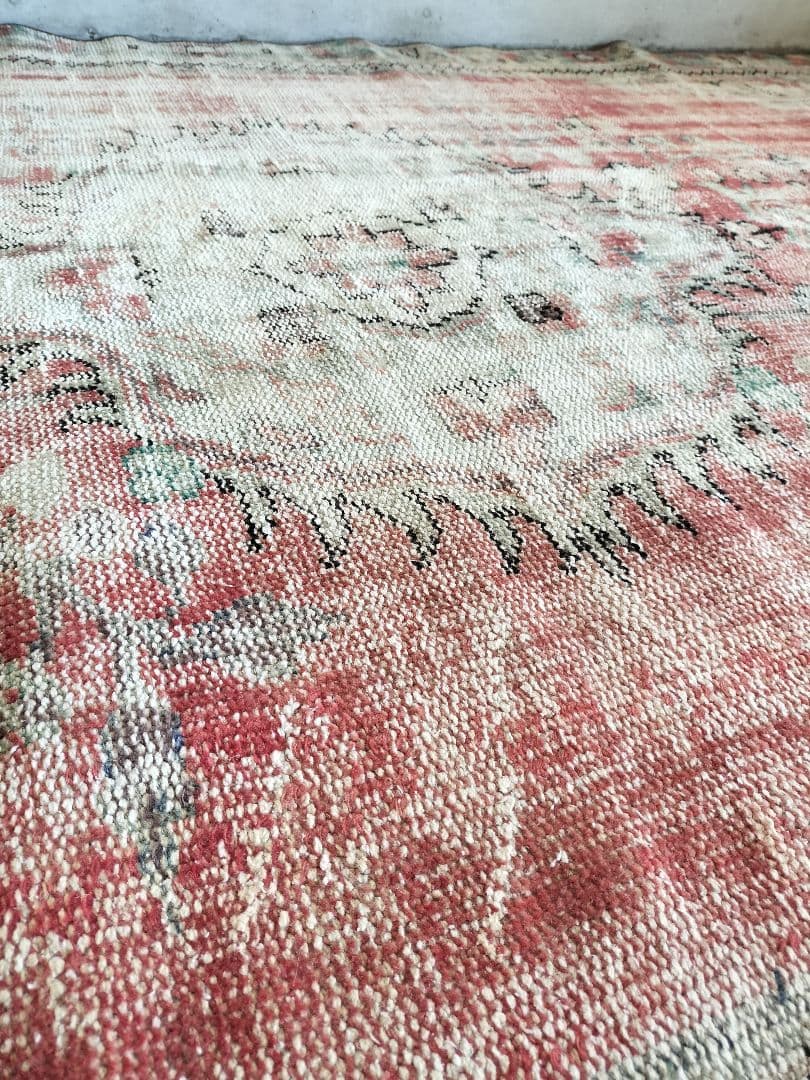 大判/シャビーレッドのヴィンテージトルコラグ　No750