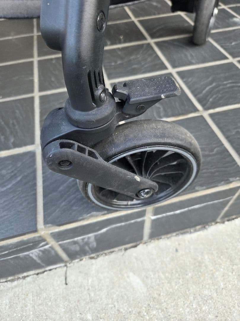 Combi ベビーカー 2022-23年モデル グレーCHACHA